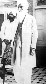 Hazur Baba Sawan Singh with Sant Kirpal Singh